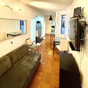 Stunning Two Bed Apt Hells Kitchen Apartment