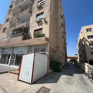 https://tower-court-rooms.larnacahotels.org