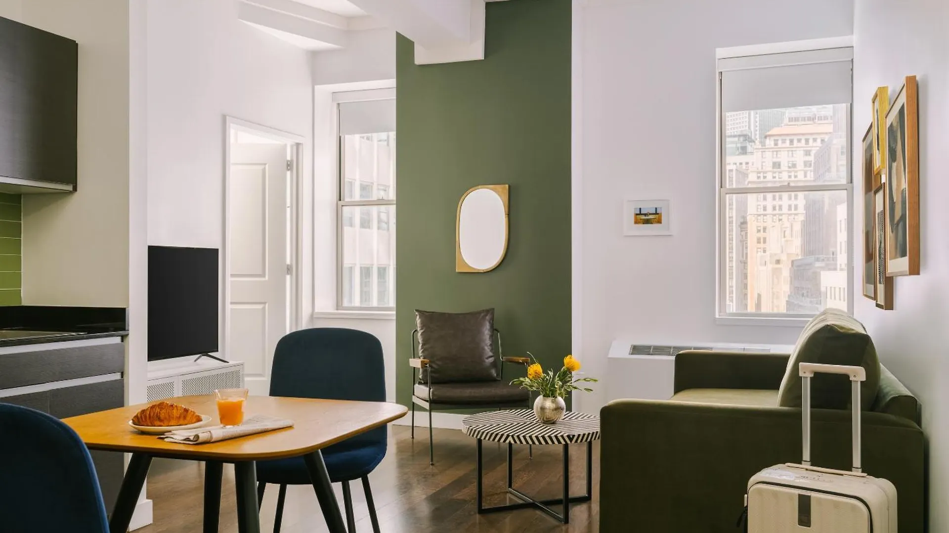 Sonder at One Platt Aparthotel